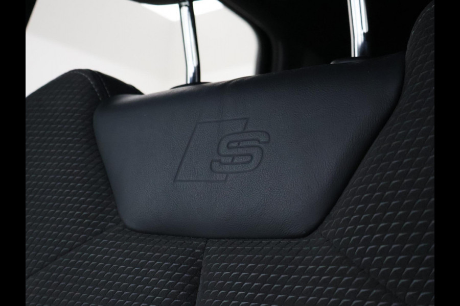 Audi Q3 45 TFSIe 245 PK S-LINE + SONOS AUDIO | PANORAMA | ADAPTIEF ONDERSTEL | ACC | MEMORY | SFEER