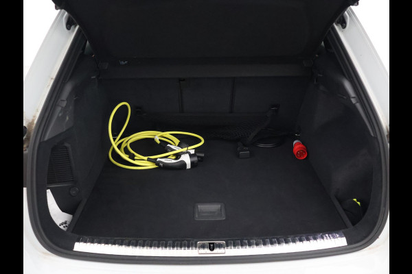 Audi Q3 45 TFSIe 245 PK S-LINE + SONOS AUDIO | PANORAMA | ADAPTIEF ONDERSTEL | ACC | MEMORY | SFEER