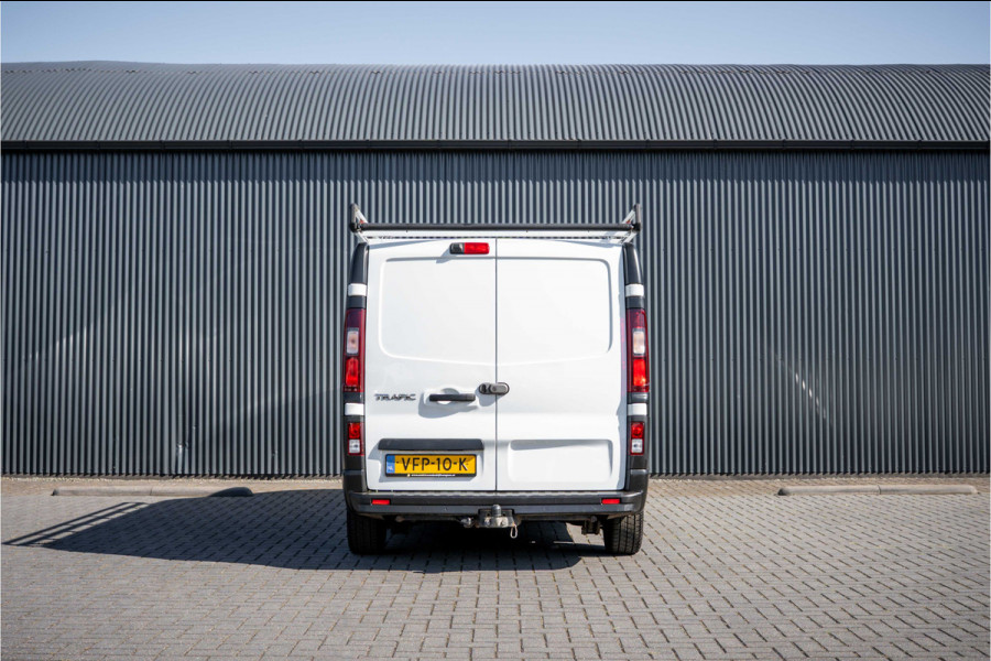 Renault Trafic 2.0 dCi 145 L2H1 | Automaat | 145 PK | 3-Zits | Camera | Cruise | Airco | Trekhaak