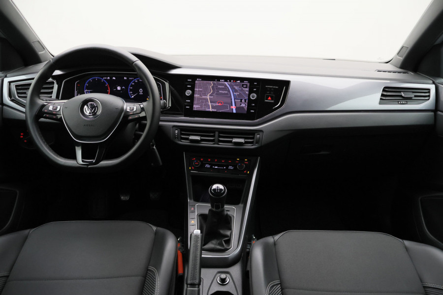 Volkswagen Polo 1.0 TSI Highline R-Line LED, Virtual Cockpit, Climate, Apple Carplay, ACC, PDC, 17"