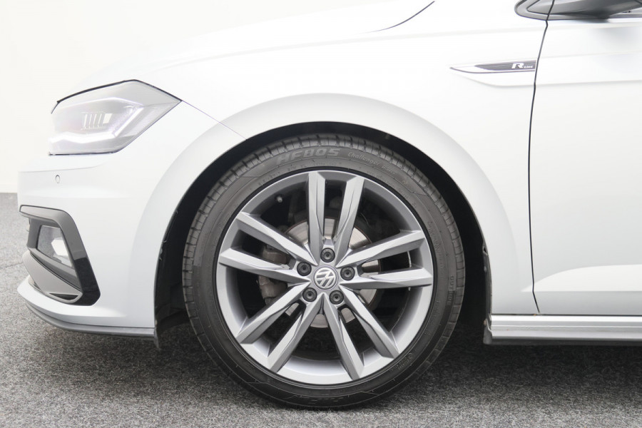 Volkswagen Polo 1.0 TSI Highline R-Line LED, Virtual Cockpit, Climate, Apple Carplay, ACC, PDC, 17"