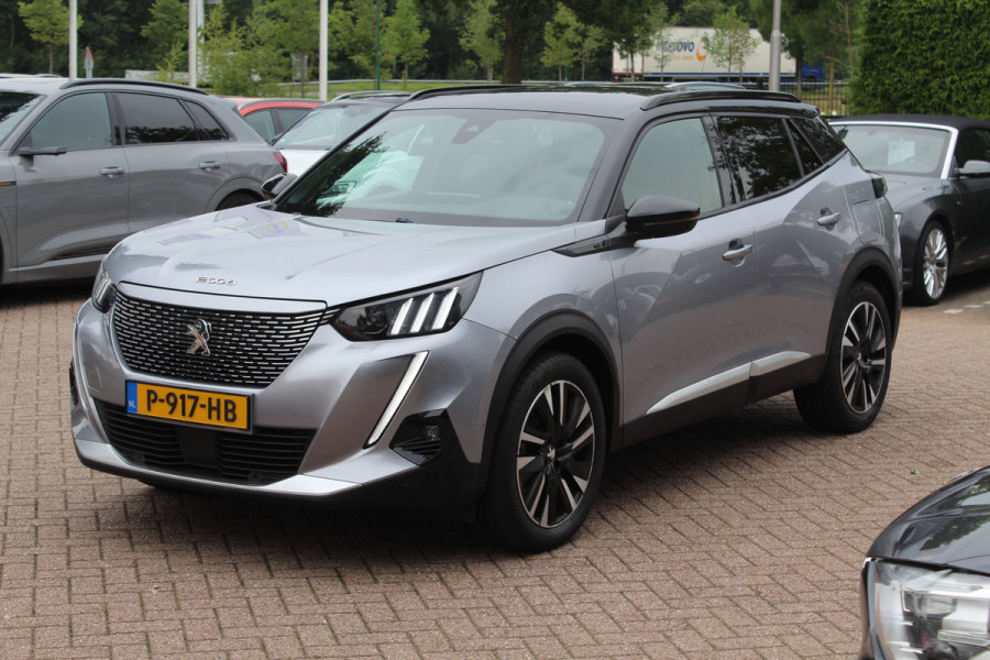Peugeot e-2008 EV GT 50 kWh / SoH 90,6% / Camera / Half leder / Virtual Cockpit / 18'' / LED Koplampen / Keyless / Navigatie / Cruise Control