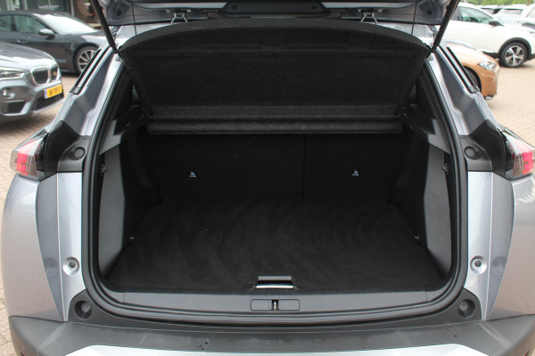 Peugeot e-2008 EV GT 50 kWh / SoH 90,6% / Camera / Half leder / Virtual Cockpit / 18'' / LED Koplampen / Keyless / Navigatie / Cruise Control