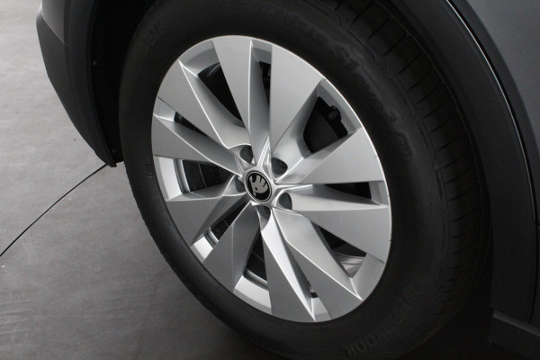 Škoda Elroq 60 Business Edition > Warmtepomp/Winterpakket/Graphite Grey Metallic