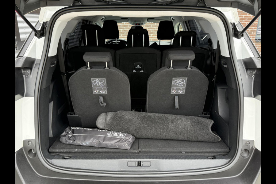 Peugeot 5008 1.2 PureTech Active 2e Eigenaar|7-zits|Carplay|i-Cockpit|Cruise|Stoelverwarming|PDC|Goed Onderhouden|Nieuwe APK bij Aflevering