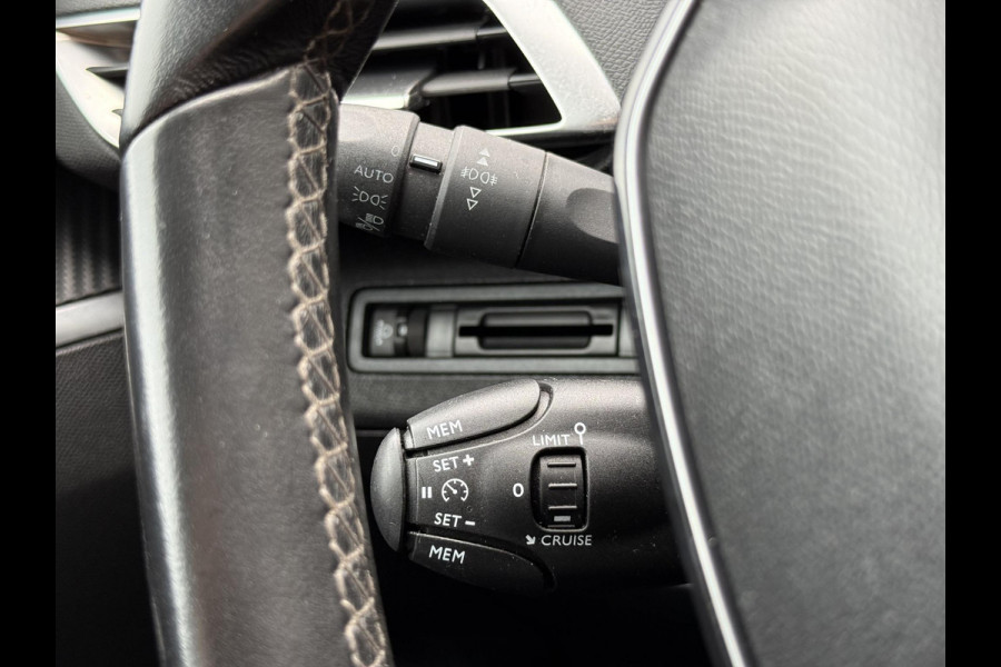 Peugeot 5008 1.2 PureTech Active 2e Eigenaar|7-zits|Carplay|i-Cockpit|Cruise|Stoelverwarming|PDC|Goed Onderhouden|Nieuwe APK bij Aflevering