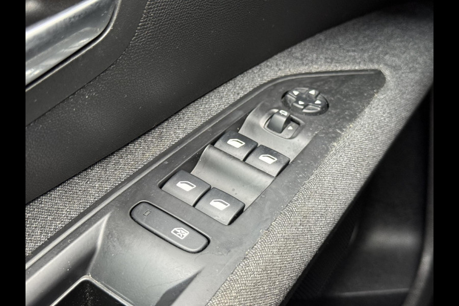 Peugeot 5008 1.2 PureTech Active 2e Eigenaar|7-zits|Carplay|i-Cockpit|Cruise|Stoelverwarming|PDC|Goed Onderhouden|Nieuwe APK bij Aflevering