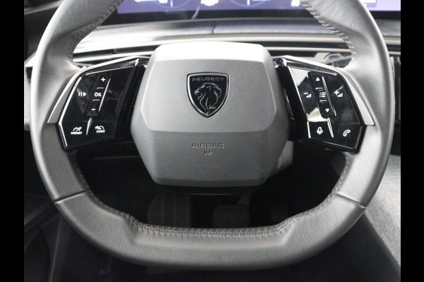 Peugeot e-3008 Allure 73 kWh | SOH 96,7% | Half leder | Adaptive cruise | Carplay | 360  Camera | 3 zone klimaat | Virtueel dashboard | Keyless | 19" velgen