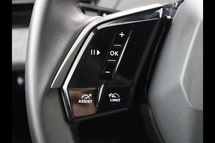 Peugeot e-3008 Allure 73 kWh | SOH 96,7% | Half leder | Adaptive cruise | Carplay | 360  Camera | 3 zone klimaat | Virtueel dashboard | Keyless | 19" velgen