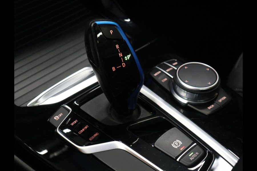 BMW iX3 High Executive 80 kWh [PANO, ACC, APPLE CARPLAY, CAMERA, MEMORY SEATS, STOELVERWARMING, LED, DIGITAL DASH, DODEHOEKDETECTIE, DRAADLOOS LADEN, NIEUWSTAAT]