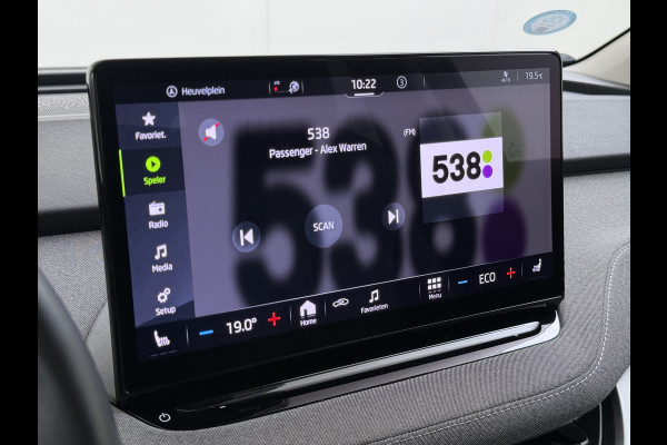 Škoda ENYAQ iV 80 SOH 90% Warmtepomp Adap.Cruise Camera Stuur+Stoelverwarming Blind Spot 3-Zone Ecc Navi Apple Carplay Android Auto Matrix Led  Assistentie Pakket Comfort-pakket Lane Assist P-Assist Lmv 20" Privacy Glas Pdc Isofix Origineel Nederlandse Auto Dealeronderhouden