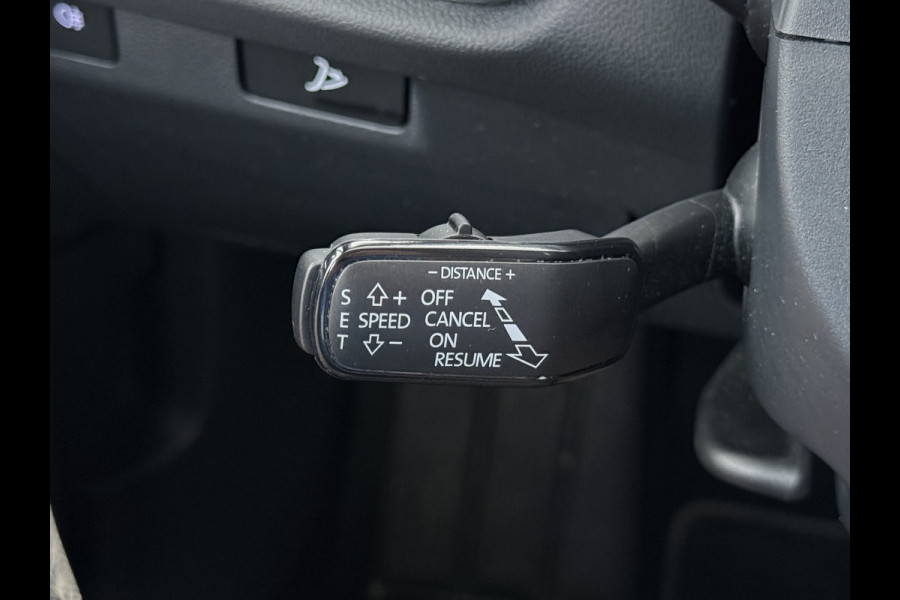 Škoda ENYAQ iV 80 SOH 90% Warmtepomp Adap.Cruise Camera Stuur+Stoelverwarming Blind Spot 3-Zone Ecc Navi Apple Carplay Android Auto Matrix Led  Assistentie Pakket Comfort-pakket Lane Assist P-Assist Lmv 20" Privacy Glas Pdc Isofix Origineel Nederlandse Auto Dealeronderhouden