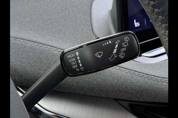 Škoda ENYAQ iV 80 SOH 90% Warmtepomp Adap.Cruise Camera Stuur+Stoelverwarming Blind Spot 3-Zone Ecc Navi Apple Carplay Android Auto Matrix Led  Assistentie Pakket Comfort-pakket Lane Assist P-Assist Lmv 20" Privacy Glas Pdc Isofix Origineel Nederlandse Auto Dealeronderhouden