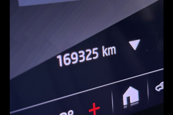 Škoda ENYAQ iV 80 SOH 90% Warmtepomp Adap.Cruise Camera Stuur+Stoelverwarming Blind Spot 3-Zone Ecc Navi Apple Carplay Android Auto Matrix Led  Assistentie Pakket Comfort-pakket Lane Assist P-Assist Lmv 20" Privacy Glas Pdc Isofix Origineel Nederlandse Auto Dealeronderhouden