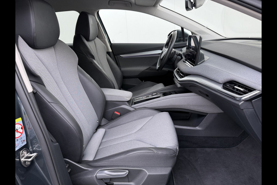 Škoda ENYAQ iV 80 SOH 90% Warmtepomp Adap.Cruise Camera Stuur+Stoelverwarming Blind Spot 3-Zone Ecc Navi Apple Carplay Android Auto Matrix Led  Assistentie Pakket Comfort-pakket Lane Assist P-Assist Lmv 20" Privacy Glas Pdc Isofix Origineel Nederlandse Auto Dealeronderhouden