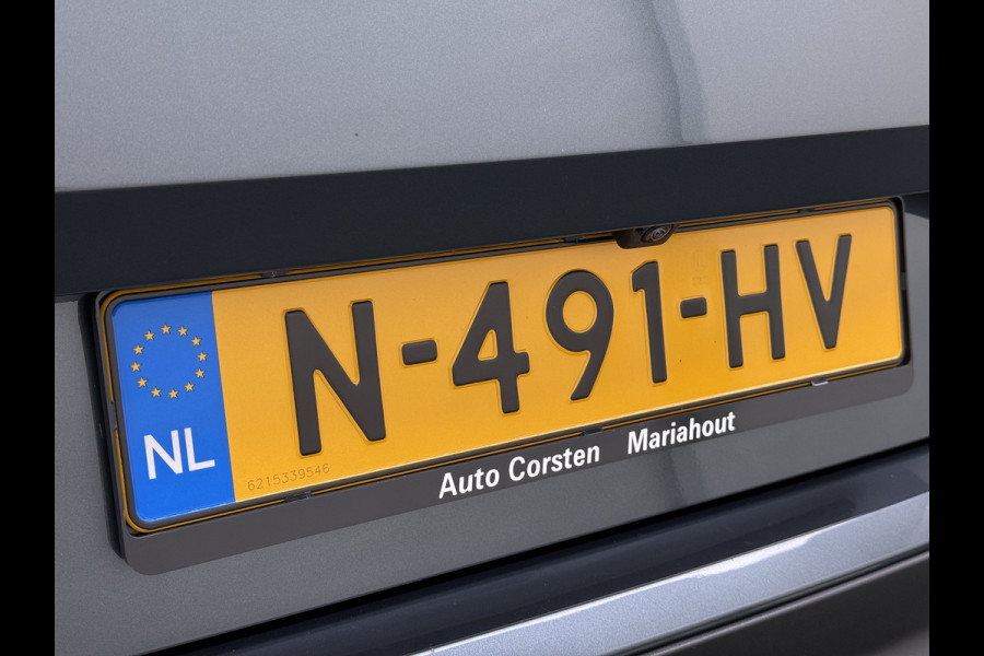 Škoda ENYAQ iV 80 SOH 90% Warmtepomp Adap.Cruise Camera Stuur+Stoelverwarming Blind Spot 3-Zone Ecc Navi Apple Carplay Android Auto Matrix Led  Assistentie Pakket Comfort-pakket Lane Assist P-Assist Lmv 20" Privacy Glas Pdc Isofix Origineel Nederlandse Auto Dealeronderhouden