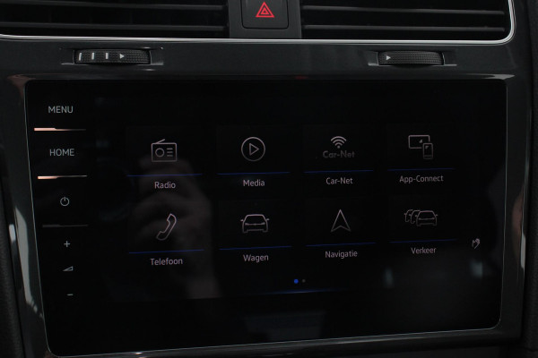 Volkswagen e-Golf Edtion SOH 87% Navigatie Apple Carplay/Android auto Bluetooth Adaptieve Cruise (SOH 87%) Control Lichtmetalen Velgen 17" Parkeer sensoren