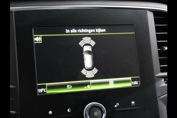 Renault Mégane Estate 1.3 TCe 140pk Automaat Limited Navigatie Climate Control Cruise Control Lichtmetalen velgen Parkeer sensoren