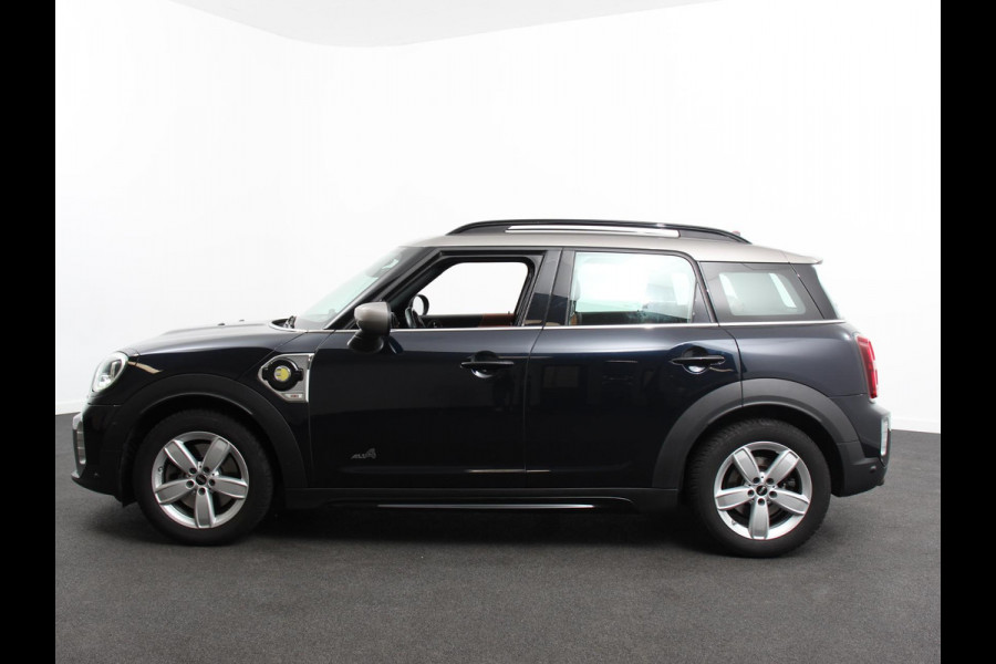 MINI Countryman 1.5 Cooper S E PHEV ALL4 Chili Automaat Climate control Adaptieve cruise control HUD Lichtmetalen velgen Navigatie Parkeersensoren Camera Stoelverwarming