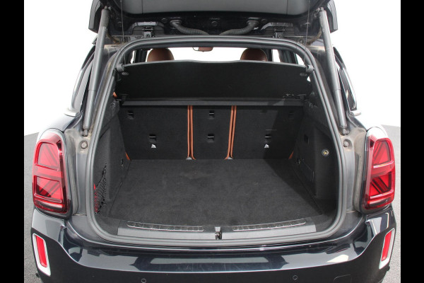 MINI Countryman 1.5 Cooper S E PHEV ALL4 Chili Automaat Climate control Adaptieve cruise control HUD Lichtmetalen velgen Navigatie Parkeersensoren Camera Stoelverwarming