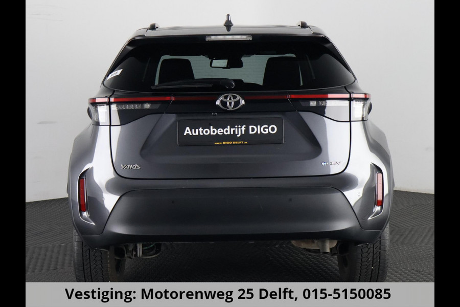 Toyota Yaris Cross 1.5 HYBRIDE DYNAMIC LUXURY GARANTIE TOT 2035 . NAVIGATIE . PARKEERSENSOREN VOOR & ACHTER . STOEL/STUUR VERWARMING .