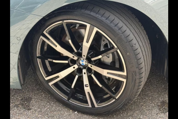 BMW 5 Serie Touring 550e xDrive M-SPORT ** PANORAMA, BRUIN LEDER, TREKH, 20-inch LMV, ADAPT. CRUISE ** 1e EIG - UNGALLFREI - Ex. BMW ** ** INFORMEER OOK NAAR ONZE AANTREKKELIJKE FINANCIAL-LEASE TARIEVEN **