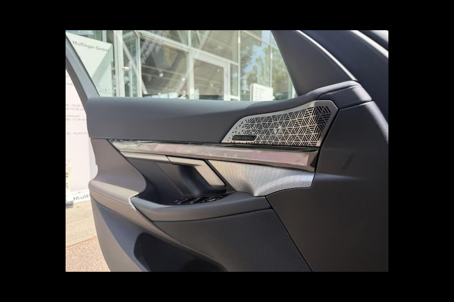 BMW 5 Serie Touring 550e xDrive M-SPORT ** PANORAMA, BRUIN LEDER, TREKH, 20-inch LMV, ADAPT. CRUISE ** 1e EIG - UNGALLFREI - Ex. BMW ** ** INFORMEER OOK NAAR ONZE AANTREKKELIJKE FINANCIAL-LEASE TARIEVEN **