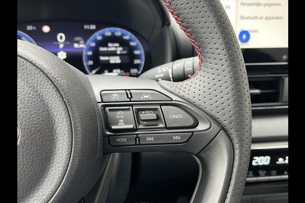 Toyota Yaris 1.5 Hybrid 130 GR Sport | Eerste eigenaar, Keyless entry, 18 inch, Groot scherm, LED, Climate control, CarPlay/Android Auto