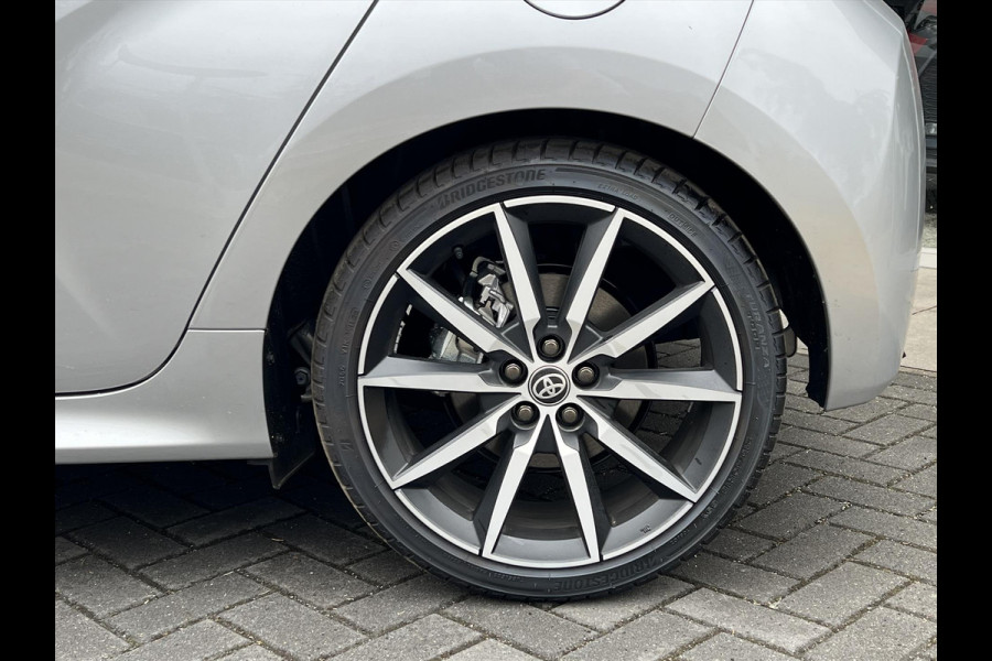 Toyota Yaris 1.5 Hybrid 130 GR Sport | Eerste eigenaar, Keyless entry, 18 inch, Groot scherm, LED, Climate control, CarPlay/Android Auto
