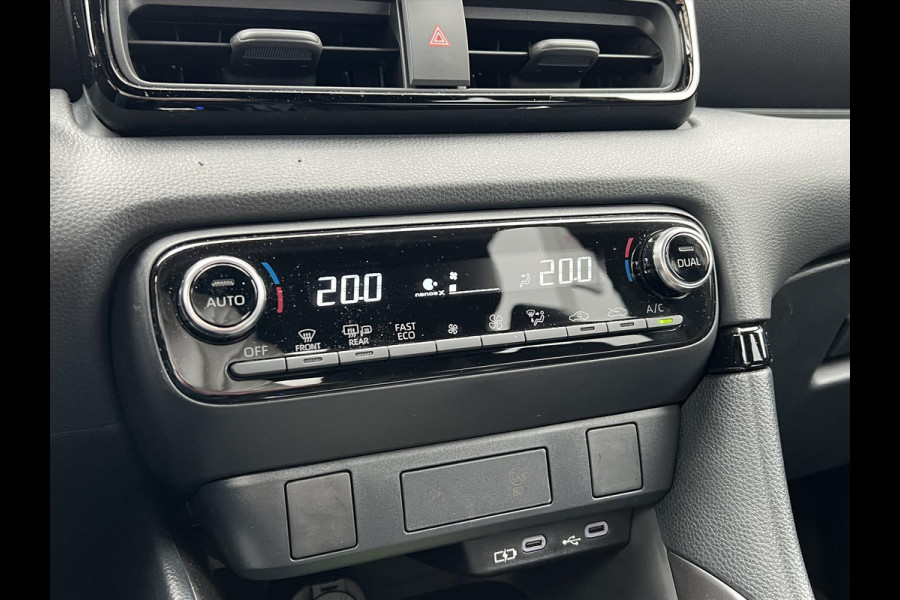 Toyota Yaris 1.5 Hybrid 130 GR Sport | Eerste eigenaar, Keyless entry, 18 inch, Groot scherm, LED, Climate control, CarPlay/Android Auto