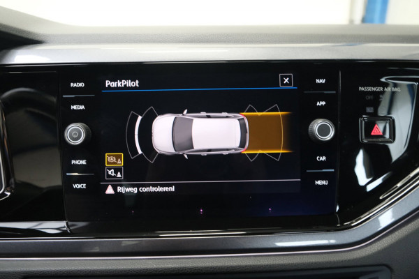Volkswagen Polo 1.0 TSI Highline R-Line Automaat - N.A.P. Airco, Cruise, PDC, Carplay.