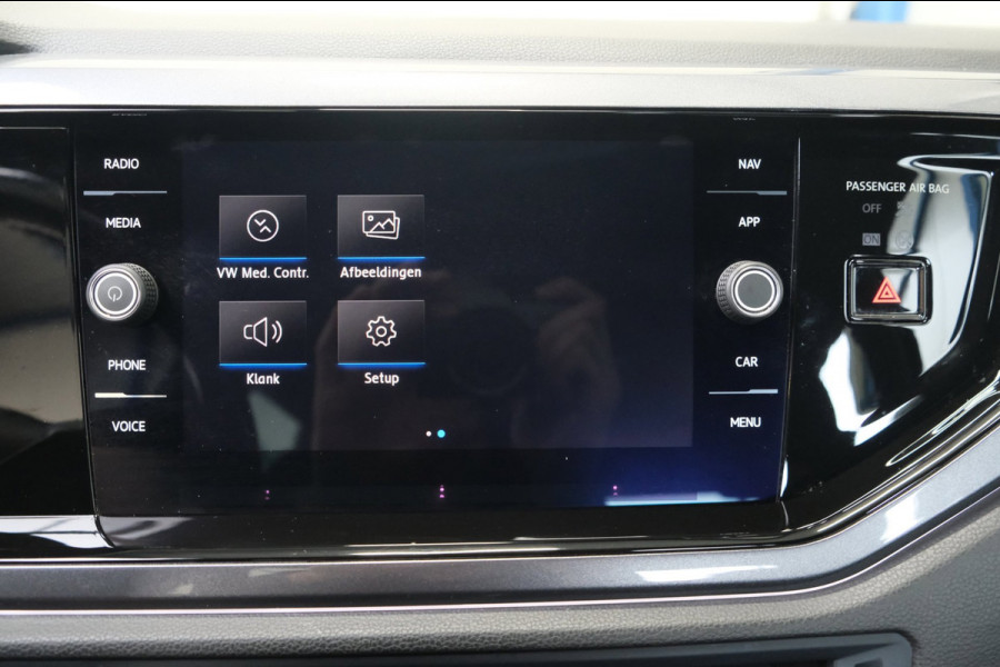 Volkswagen Polo 1.0 TSI Highline R-Line Automaat - N.A.P. Airco, Cruise, PDC, Carplay.