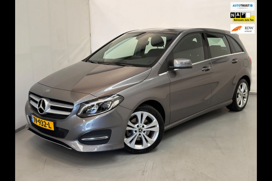 Mercedes-Benz B-Klasse 180 Ambition / NL-auto / 2e eig. / Automaat