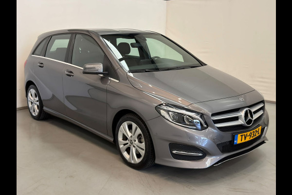 Mercedes-Benz B-Klasse 180 Ambition / NL-auto / 2e eig. / Automaat
