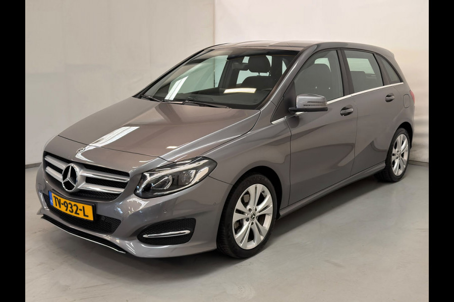 Mercedes-Benz B-Klasse 180 Ambition / NL-auto / 2e eig. / Automaat