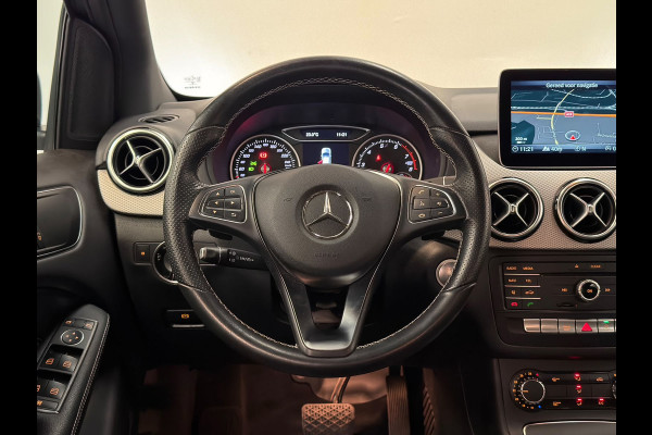 Mercedes-Benz B-Klasse 180 Ambition / NL-auto / 2e eig. / Automaat