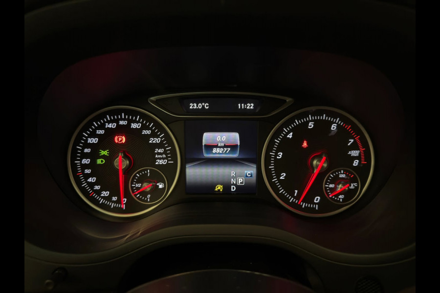 Mercedes-Benz B-Klasse 180 Ambition / NL-auto / 2e eig. / Automaat