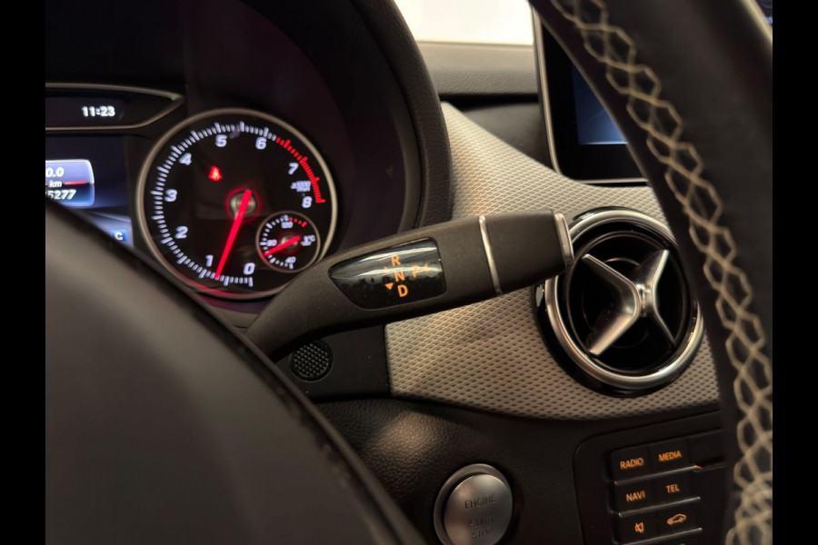 Mercedes-Benz B-Klasse 180 Ambition / NL-auto / 2e eig. / Automaat