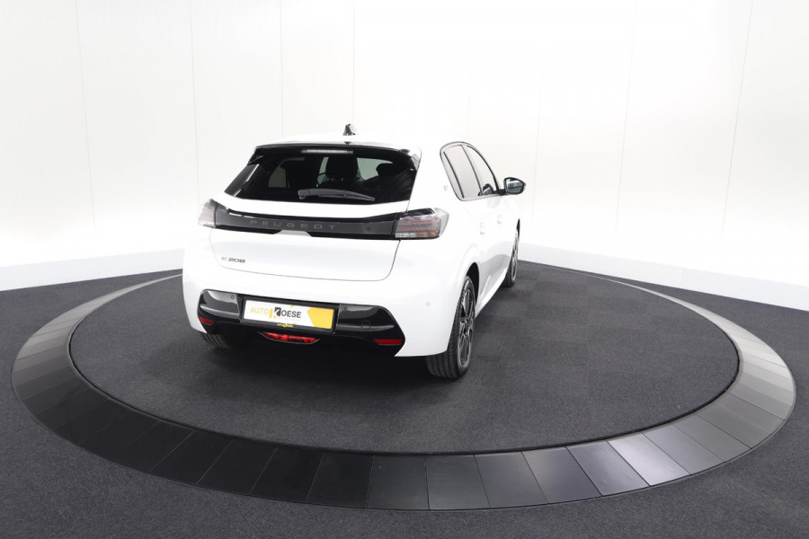 Peugeot e-208 EV Allure 50 kWh | SOH 99,9% | 11 KW Laadfunctie | Apple Carplay | Parkeersensoren
