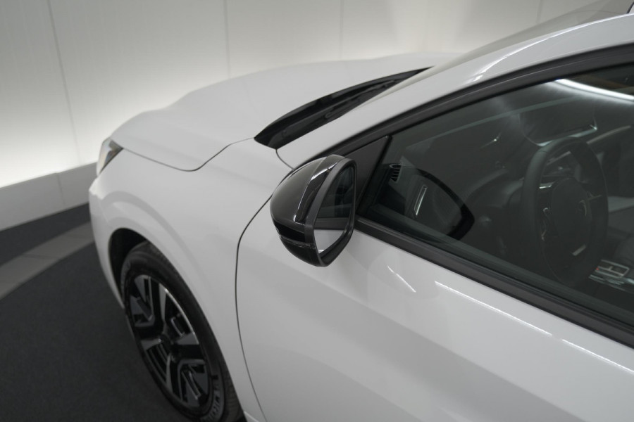 Peugeot e-208 EV Allure 50 kWh | SOH 99,9% | 11 KW Laadfunctie | Apple Carplay | Parkeersensoren