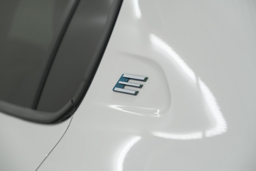 Peugeot e-208 EV Allure 50 kWh | SOH 99,9% | 11 KW Laadfunctie | Apple Carplay | Parkeersensoren