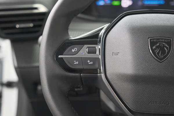 Peugeot e-208 EV Allure 50 kWh | SOH 99,9% | 11 KW Laadfunctie | Apple Carplay | Parkeersensoren