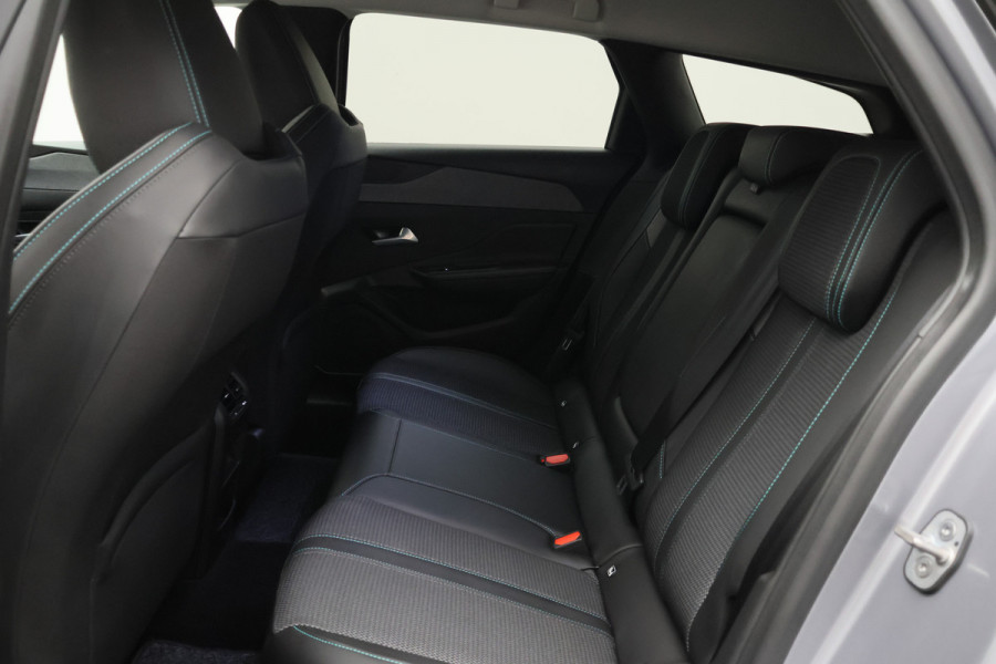 Peugeot 308 1.2 Hybrid 145 e-DCS6 Allure 360° Camera, Apple CarPlay, ACC, Climate Control, Navigatie, 17"