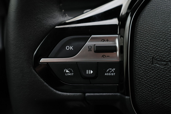 Peugeot 308 1.2 Hybrid 145 e-DCS6 Allure 360° Camera, Apple CarPlay, ACC, Climate Control, Navigatie, 17"