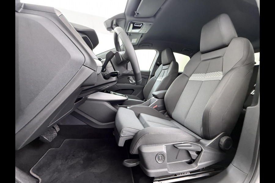 Audi Q4 Sportback e-tron 45 S Edition 82 kWh VAN: 44.900,- VOOR: 40.877,- UW HERFSTVOORDEEL: 4.023,- SOH 96% | S-Exterieur | ADAPT. CRUISE CONTROL | STOELVERWARMING | ELEK. ACHTERKLEP | ACHTERUIRIJCAMERA | RIJKLAAR + 12 MND BOVAG GARANTIE | RESTERENDE ACCU GARANTIE TOT EN MET 2032 OF 160k KM |
