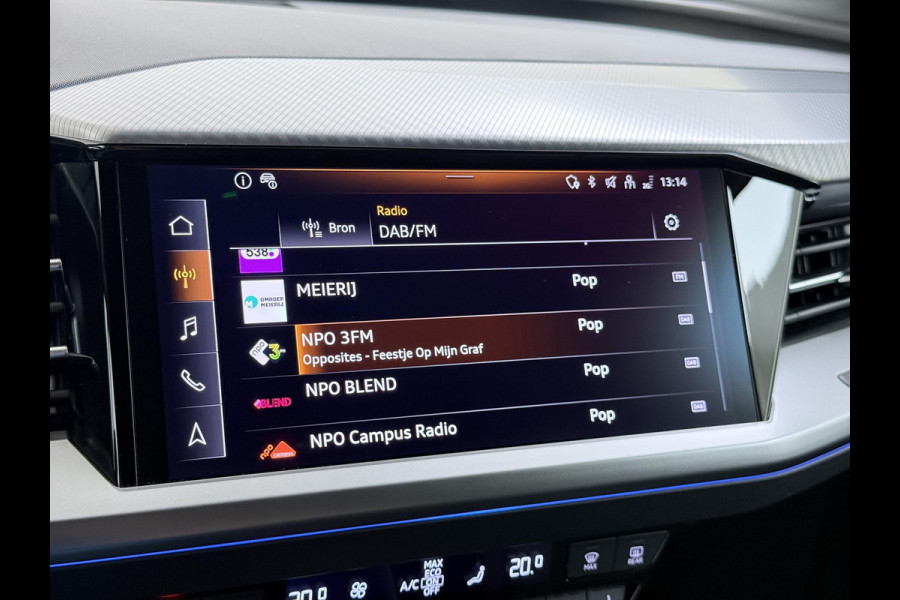 Audi Q4 Sportback e-tron 45 S Edition 82 kWh VAN: 44.900,- VOOR: 40.877,- UW HERFSTVOORDEEL: 4.023,- SOH 96% | S-Exterieur | ADAPT. CRUISE CONTROL | STOELVERWARMING | ELEK. ACHTERKLEP | ACHTERUIRIJCAMERA | RIJKLAAR + 12 MND BOVAG GARANTIE | RESTERENDE ACCU GARANTIE TOT EN MET 2032 OF 160k KM |