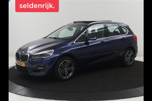 BMW 2 Serie Active Tourer 218i Executive | Panoramadak | Cruise control | Climate control | Park assist | Navigatie | Bluetooth | Elektrische achterklep | Trekhaak