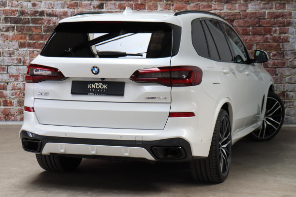 BMW X5 xDrive45e High Executive M Sport Pakket Automaat / Live Cockpit Professional / Laserlicht / Panoramadak / Harman Kardon / Driving Assistant Professional / Stoelvermaning voor + achter / Head-Up Display / Shadow Line / 22 Inch / Stoelventilatie / Soft-Close / Active Steering / DAB