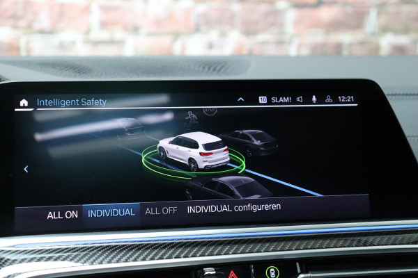 BMW X5 xDrive45e High Executive M Sport Pakket Automaat / Live Cockpit Professional / Laserlicht / Panoramadak / Harman Kardon / Driving Assistant Professional / Stoelvermaning voor + achter / Head-Up Display / Shadow Line / 22 Inch / Stoelventilatie / Soft-Close / Active Steering / DAB