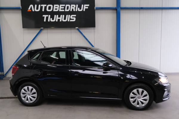 Volkswagen Polo 1.0 Comfortline - N.A.P. Airco, Cruise, Carplay, Trekhaak.